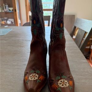 Tony Lama Embroidered Brown Leather Western Boots